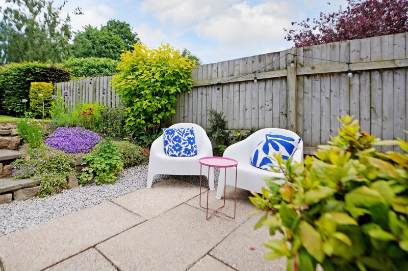 Furniss Avenue Dore
